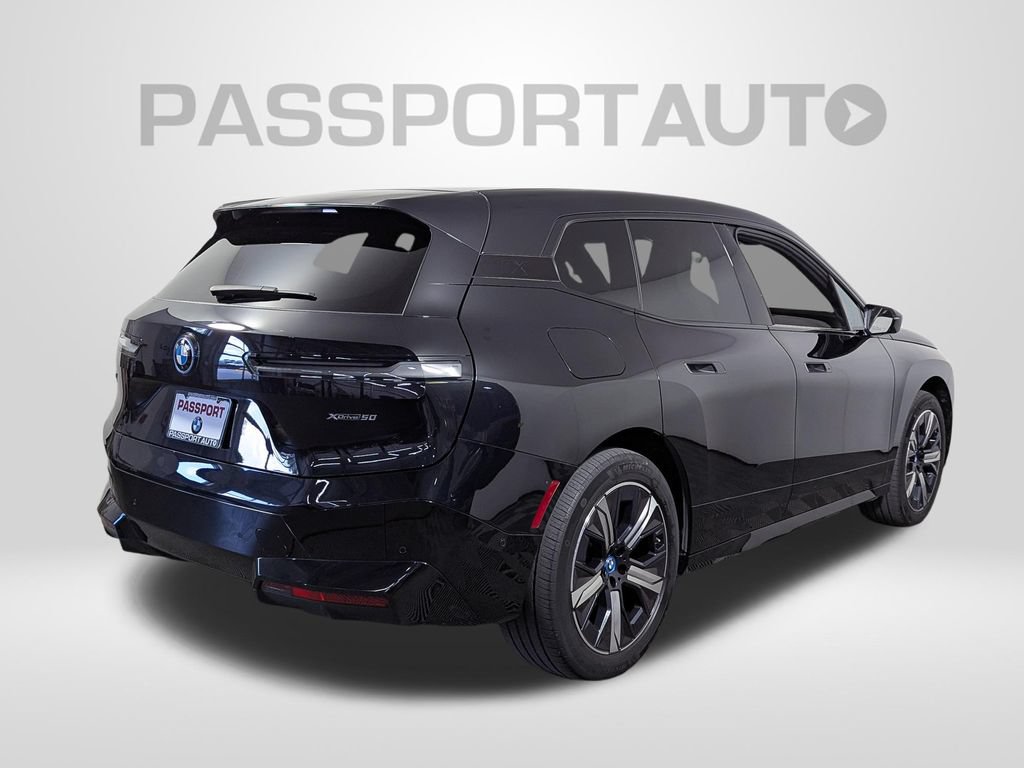 Certified 2023 BMW iX xDrive50 w/ Sport Package AWD/4WD image 7