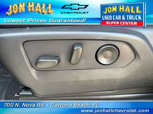 Used 2024 Chevrolet Tahoe Z71 w/ Luxury Package AWD/4WD image 18