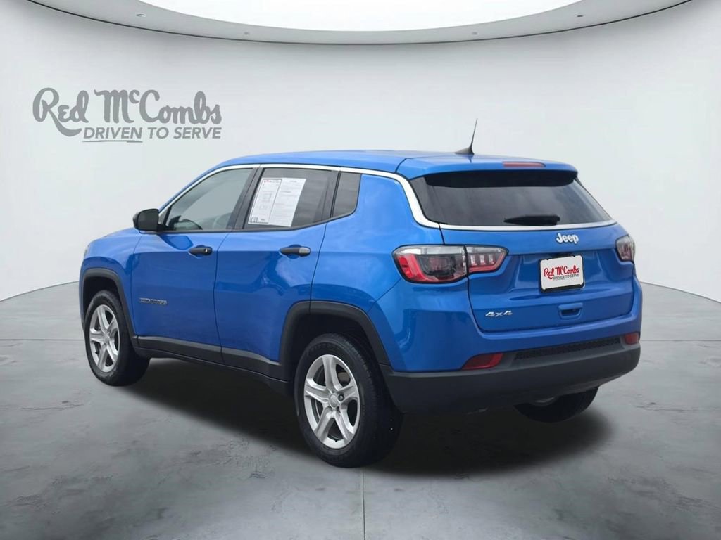 Used 2023 Jeep Compass Sport AWD/4WD image 3