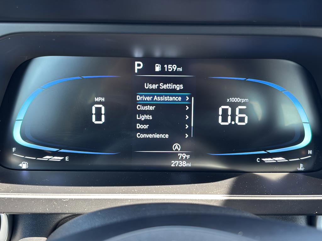 Certified 2025 Hyundai Elantra SE image 28
