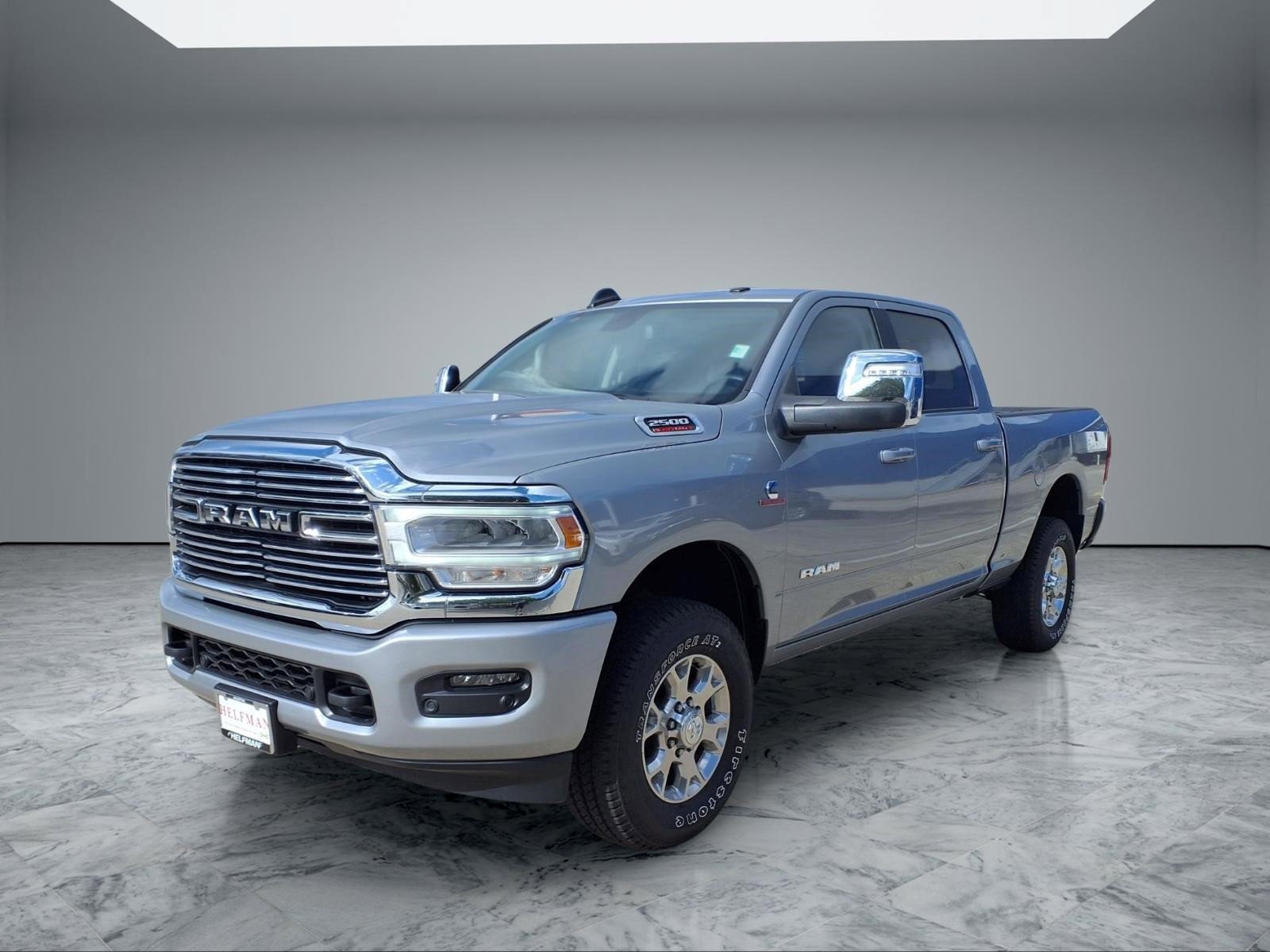Used 2024 RAM 2500 Laramie AWD/4WD image 3