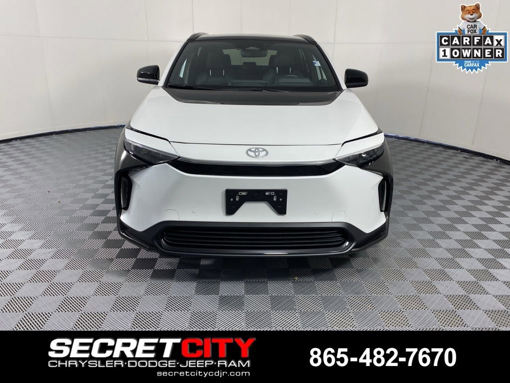 Used 2023 Toyota bZ4X XLE w/ Weather Package AWD/4WD image 2