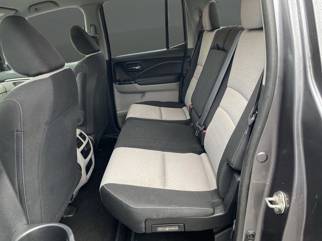 Used 2017 Honda Ridgeline RT image 32