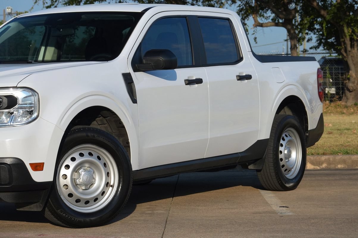 Used 2023 Ford Maverick XL FWD image 23