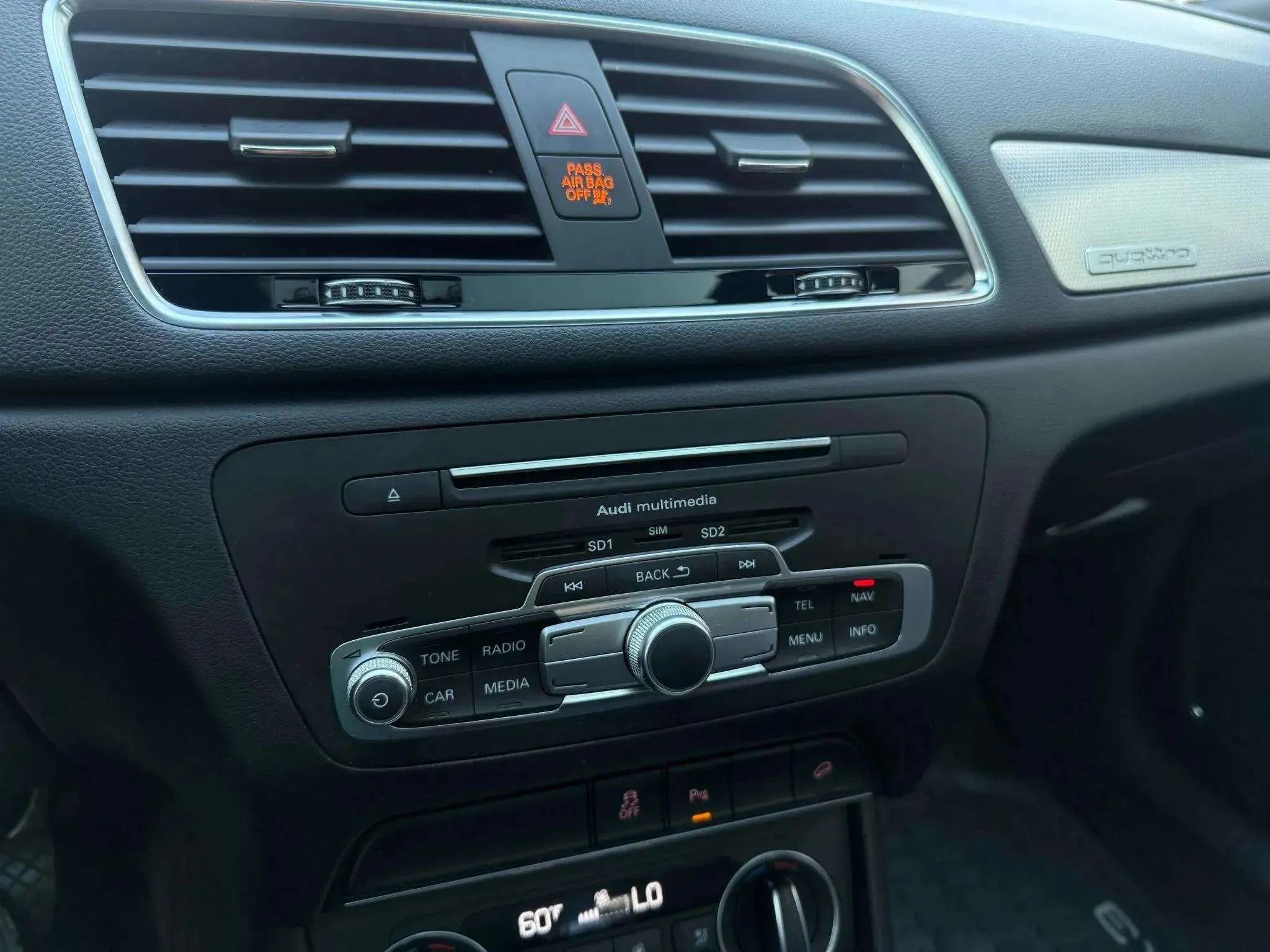 Used 2018 Audi Q3 2.0T Premium Plus w/ Premium Plus Package image 23