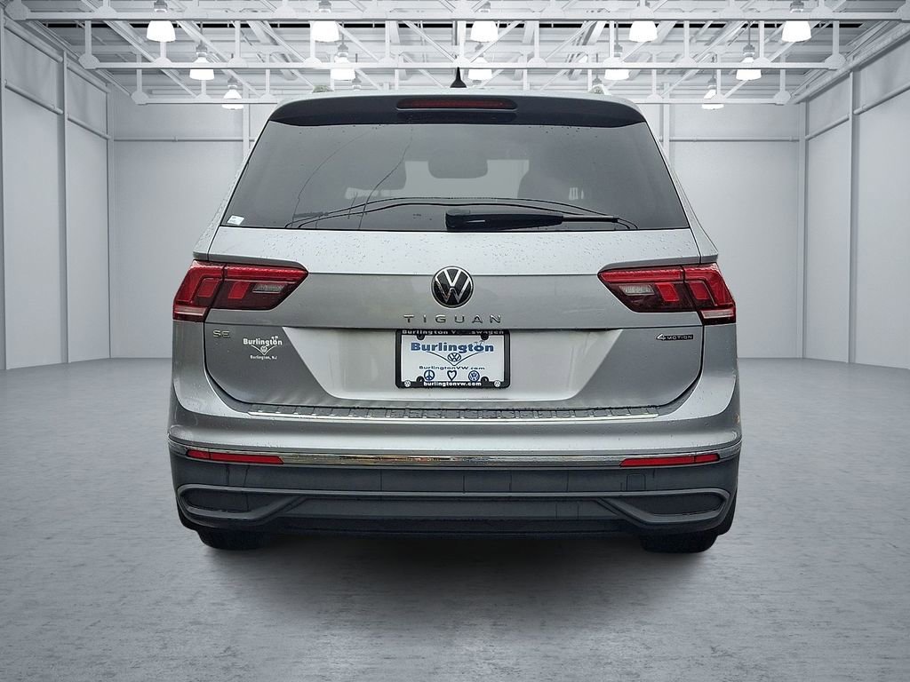 Certified 2022 Volkswagen Tiguan SE image 5