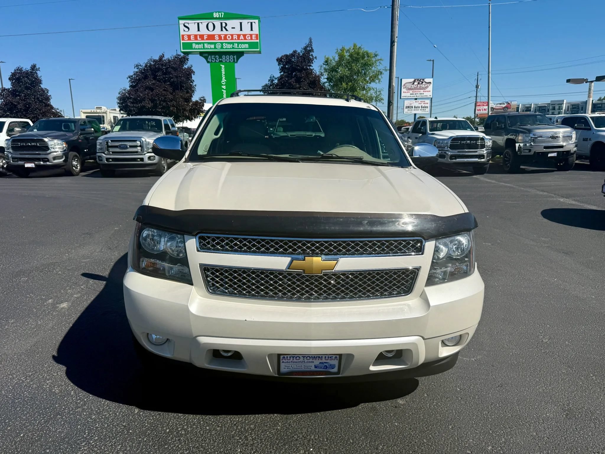 Used 2013 Chevrolet Avalanche LTZ AWD/4WD image 8