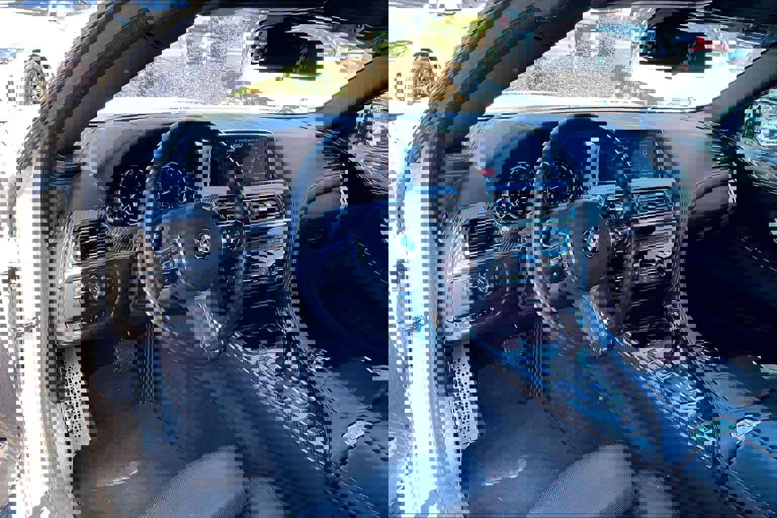 Used 2018 BMW 650i Convertible image 16