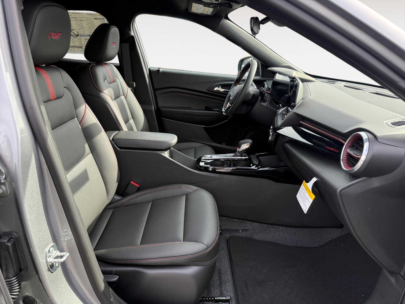 New 2026 Chevrolet Trax RS w/ Driver Confidence Package image 19