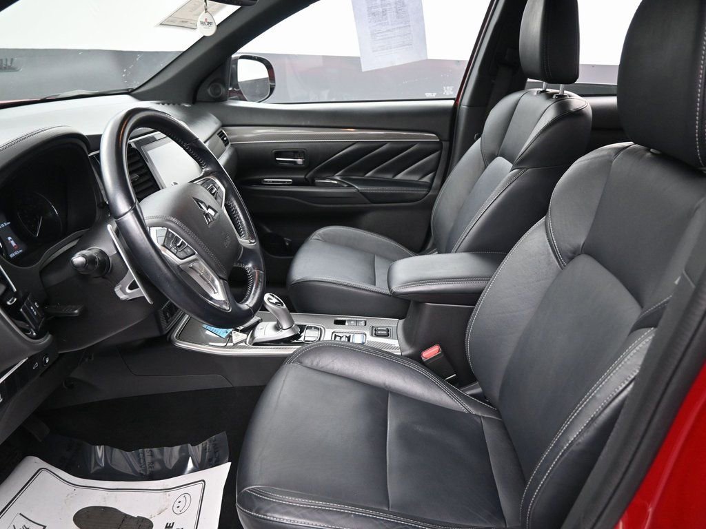 Used 2021 Mitsubishi Outlander SEL image 28