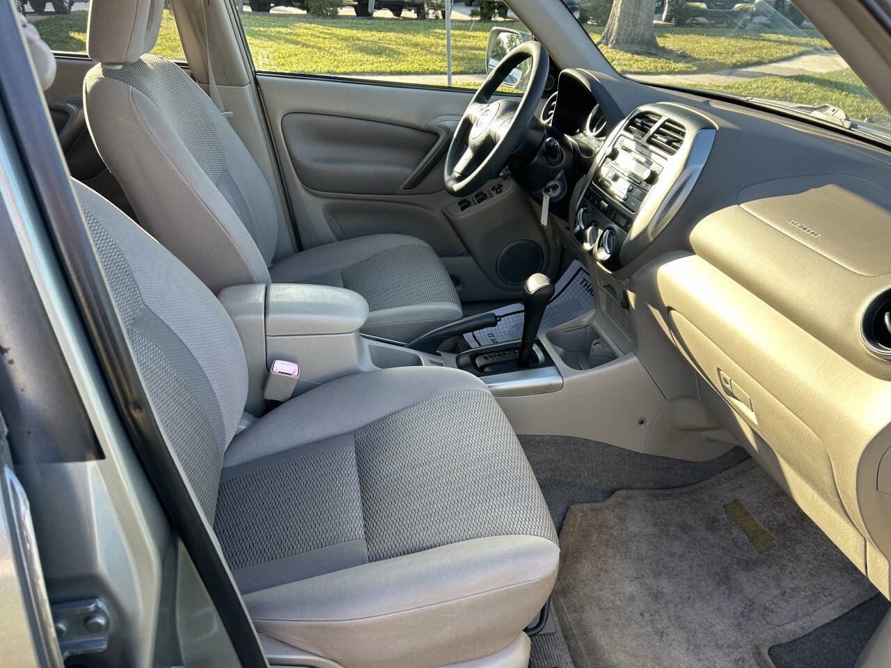 Used 2004 Toyota RAV4 2WD image 13