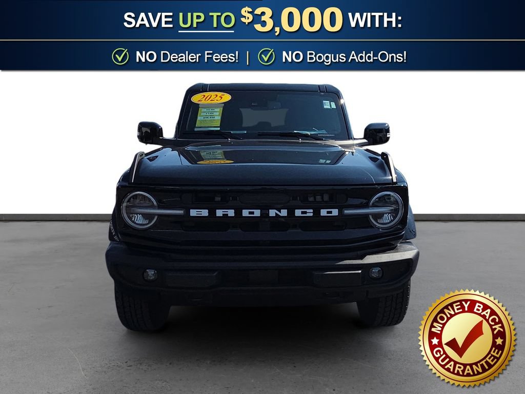 Used 2025 Ford Bronco Outer Banks AWD/4WD image 11