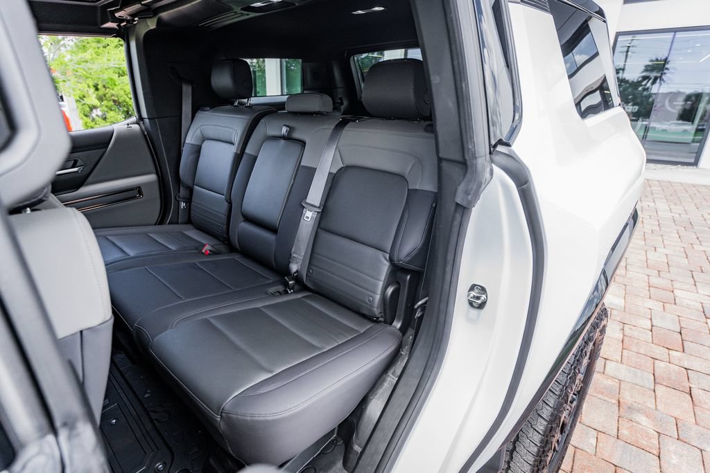 Used 2025 GMC Hummer EV 2X AWD/4WD image 36