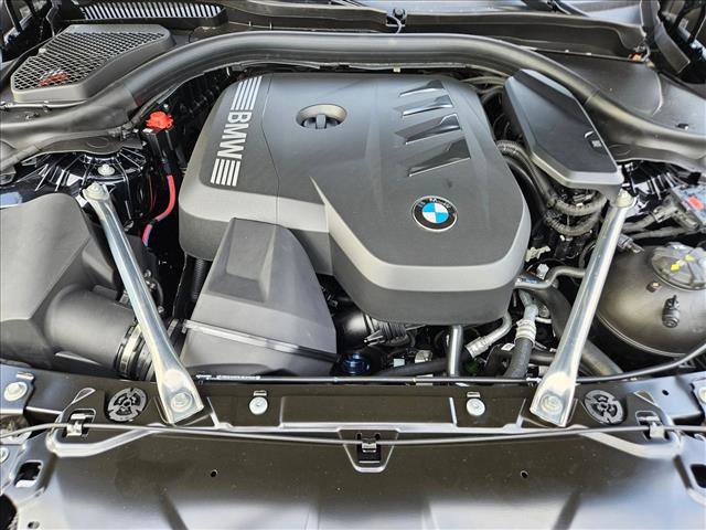 Used 2026 BMW 530i xDrive w/ M Sport Package AWD/4WD image 17