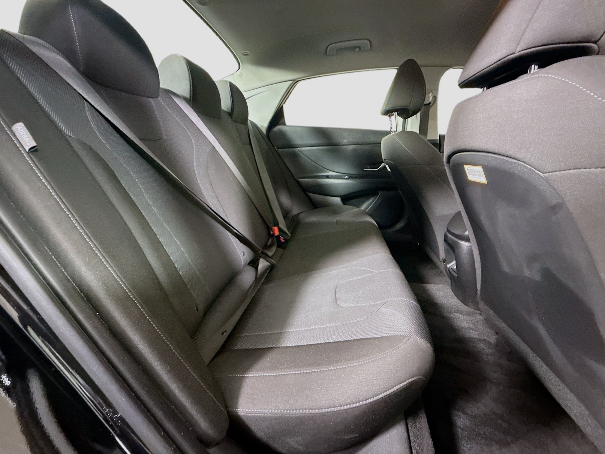 Used 2025 Hyundai Elantra SE FWD image 26