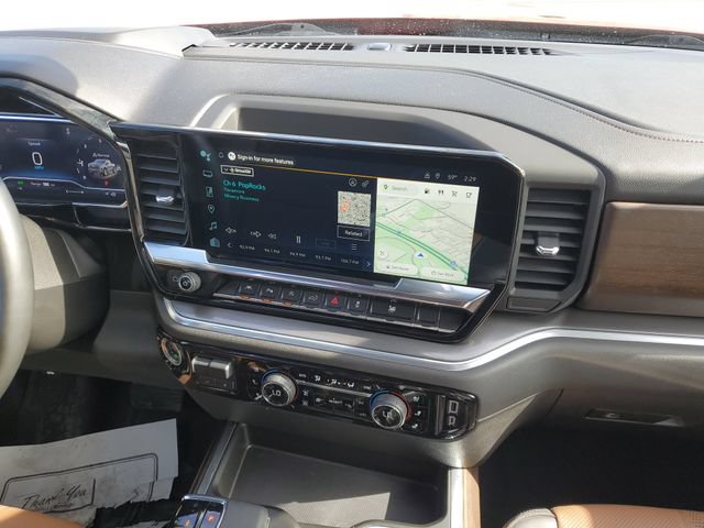 Used 2025 Chevrolet Silverado 1500 High Country AWD/4WD image 27