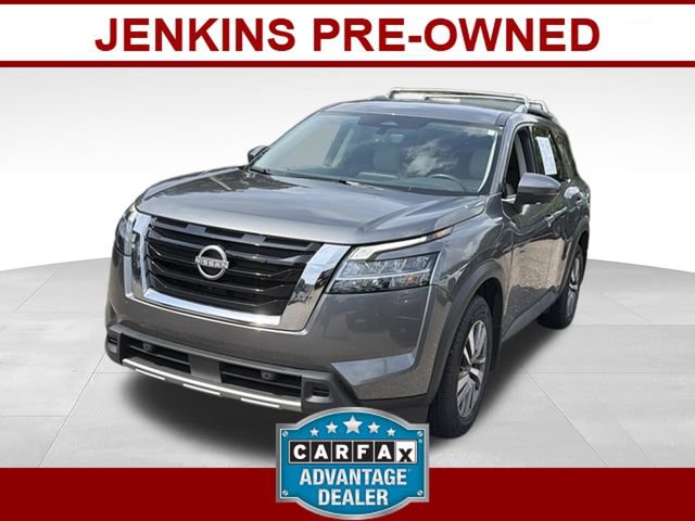 Used 2023 Nissan Pathfinder SL