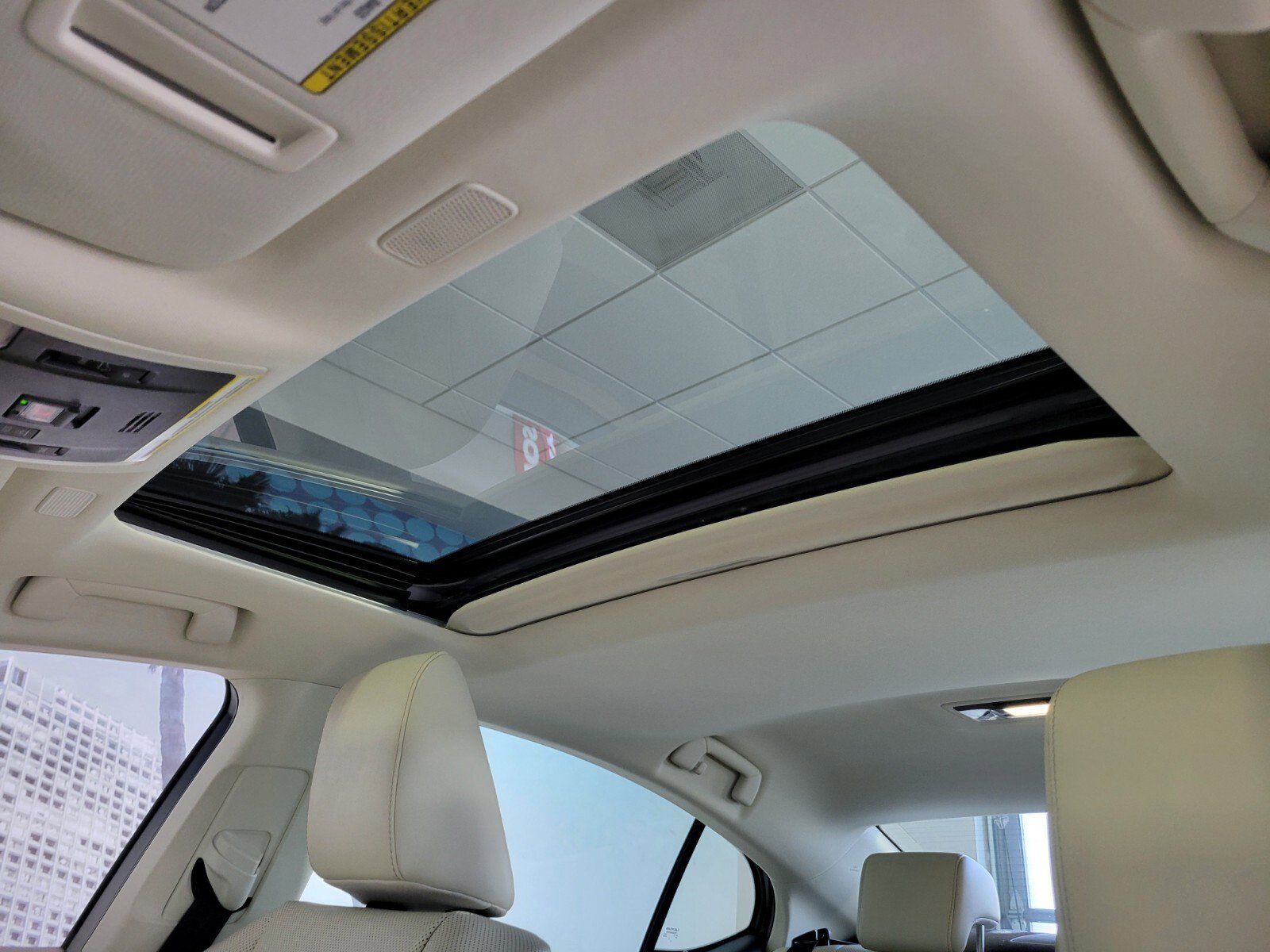 Certified 2024 Lexus ES 350 w/ Premium Package image 12