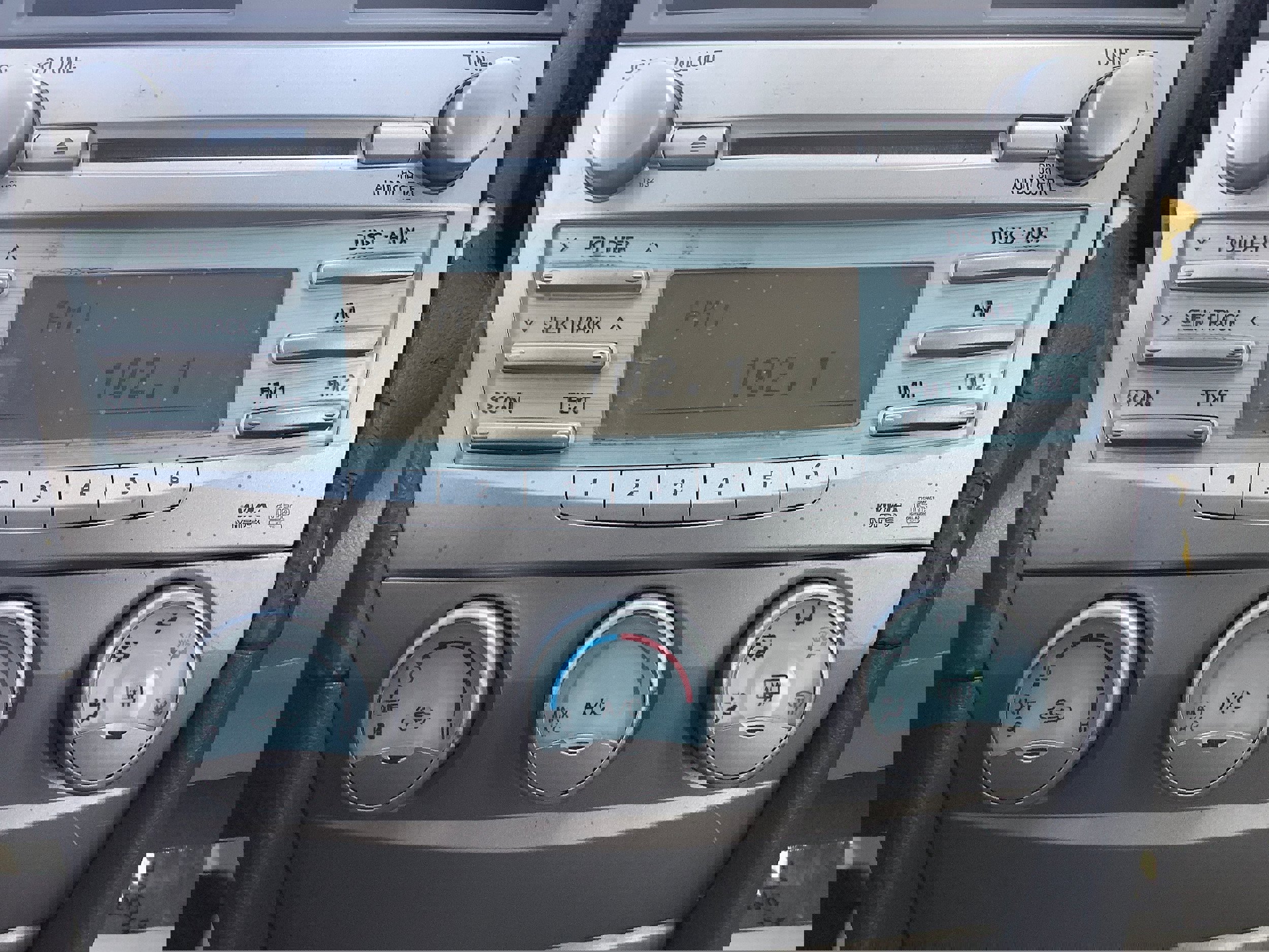 Used 2009 Toyota Camry LE image 19