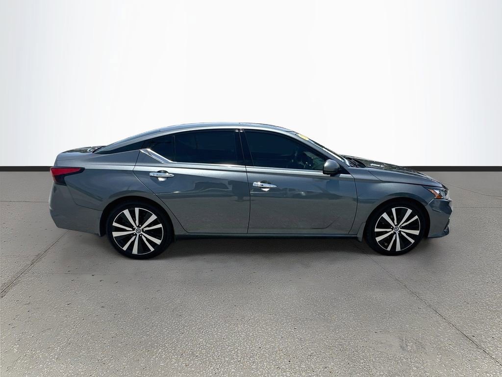 Used 2020 Nissan Altima 2.5 Platinum FWD image 8