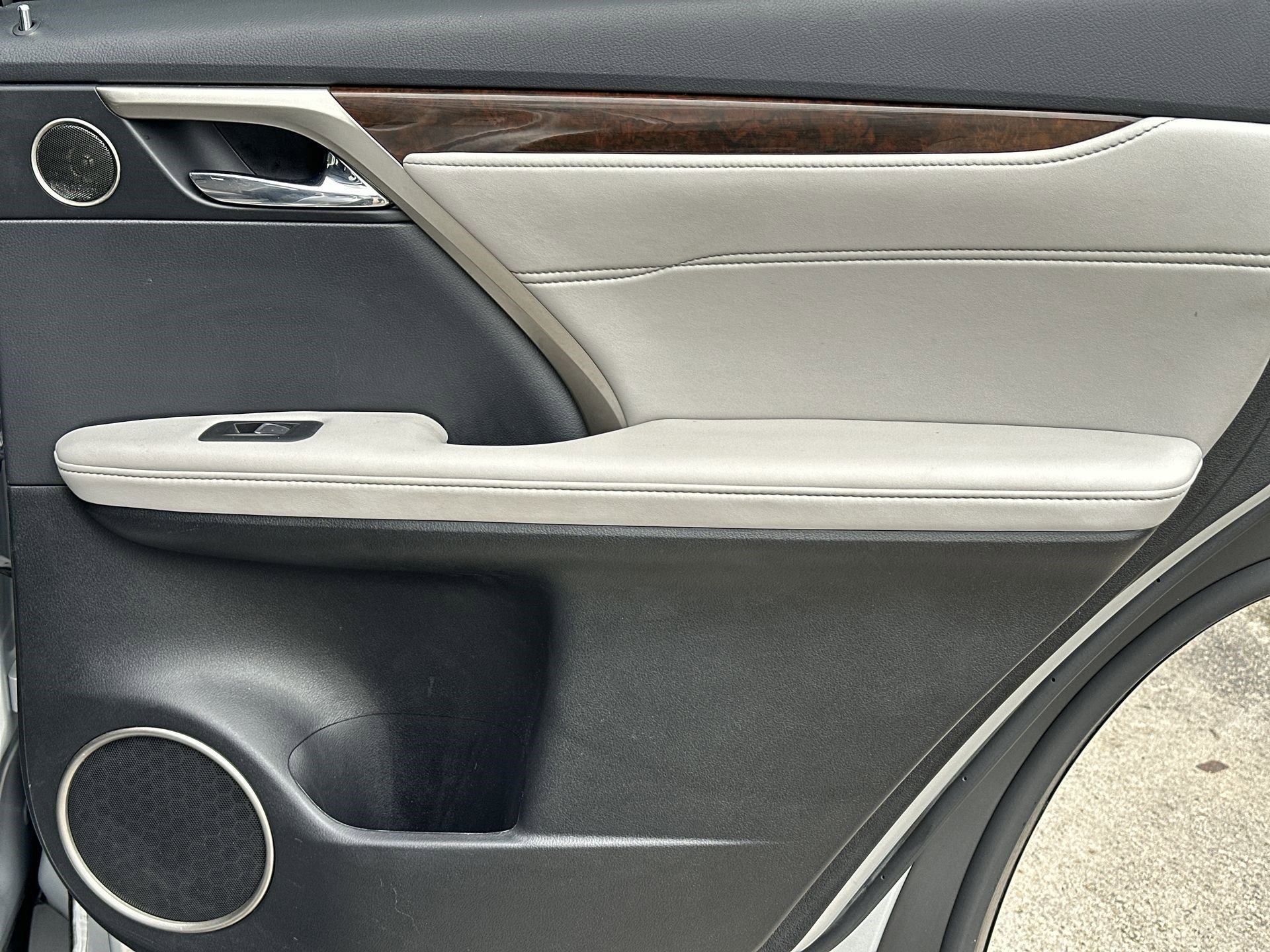 Used 2019 Lexus RX 350 FWD w/ Navigation Package image 31