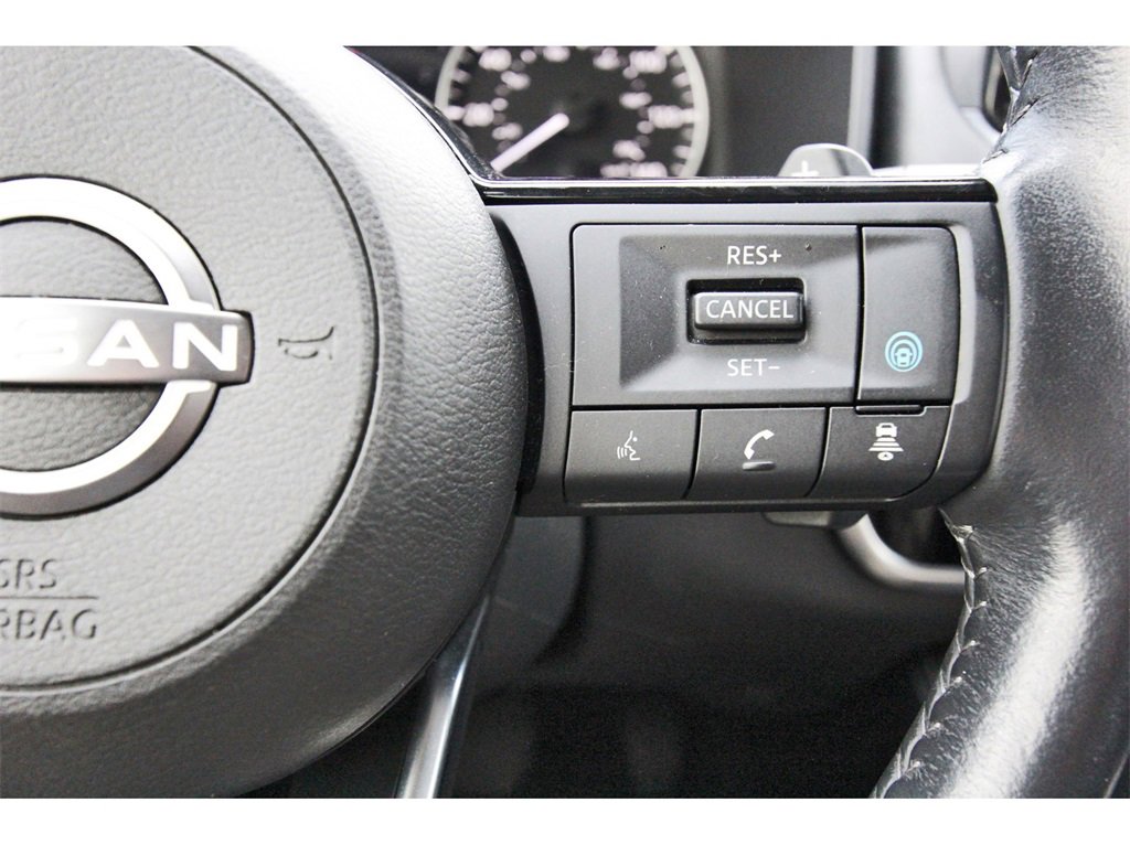 Used 2023 Nissan Rogue SL w/ SL Premium Package image 12