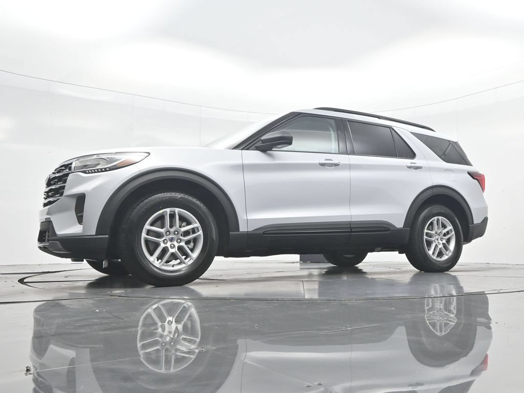 New 2026 Ford Explorer Active w/ Active Comfort Package RWD image 42