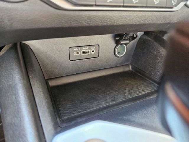 Used 2025 Nissan Altima 2.5 SV FWD image 31