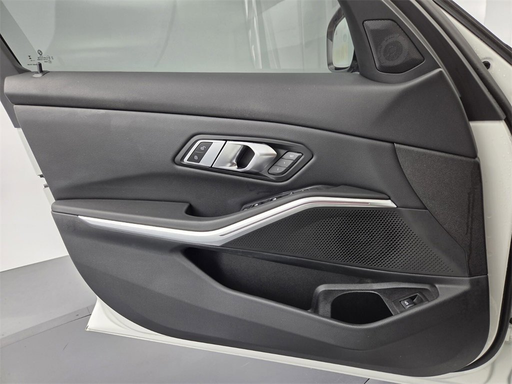 Used 2023 BMW 330i Sedan w/ Driving Assistance Package image 36