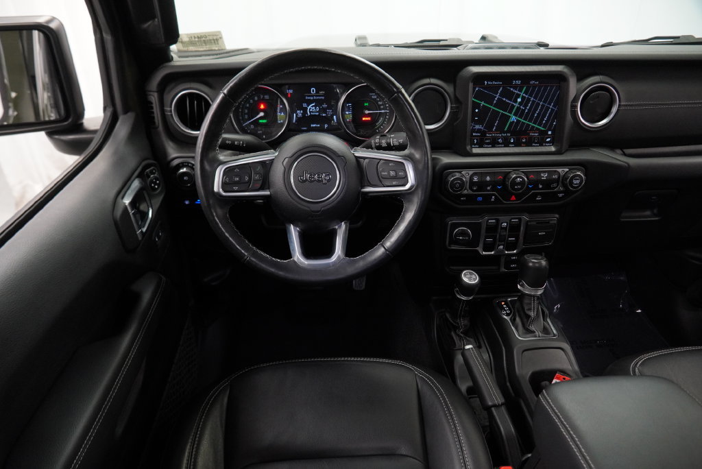 Used 2023 Jeep Wrangler Unlimited Sahara w/ Cold Weather Group AWD/4WD image 23