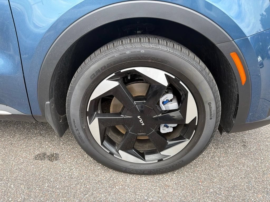Certified 2025 Kia Sorento EX FWD image 26