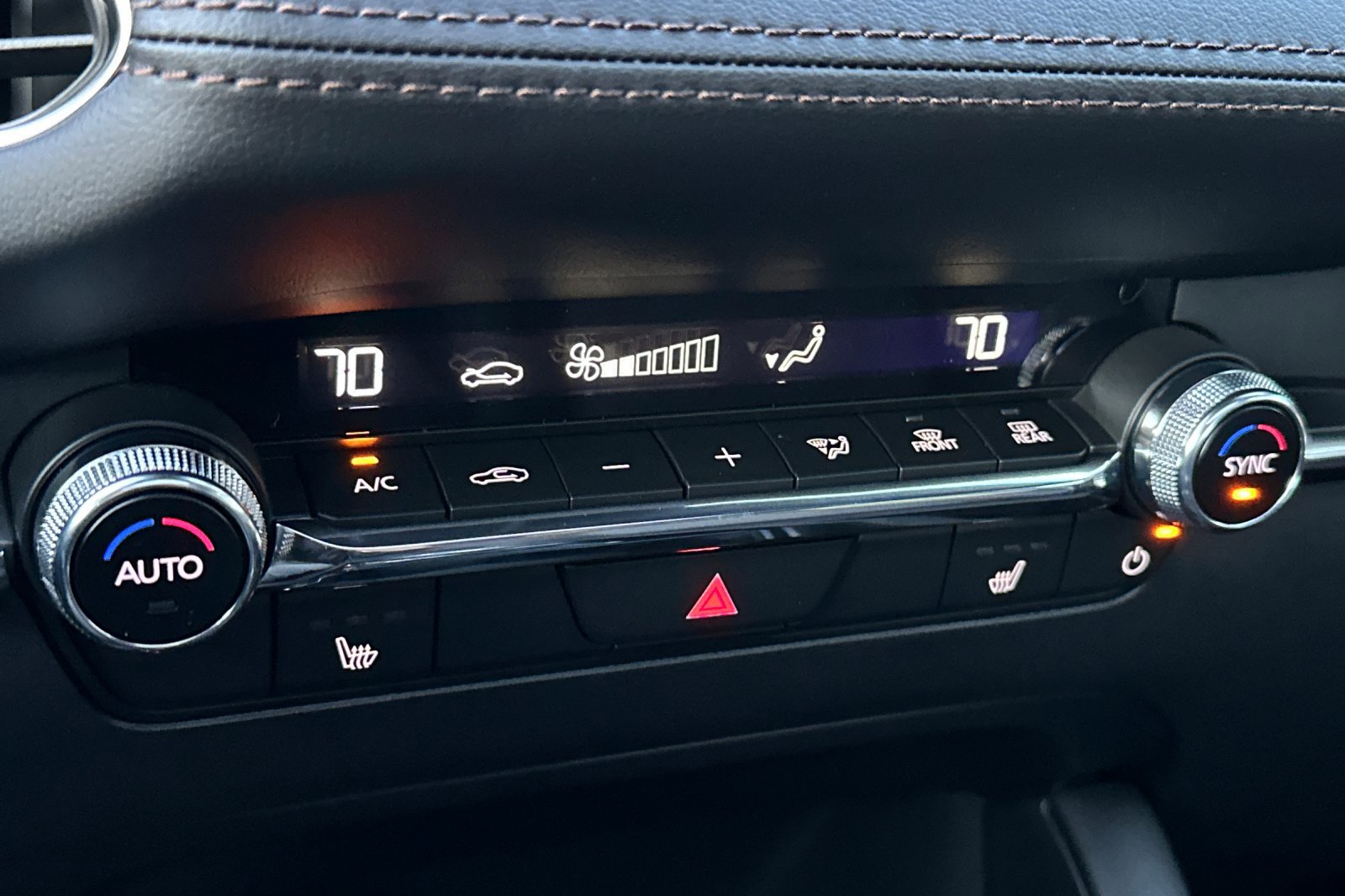 New 2026 MAZDA MAZDA3 2.5 S Hatchback w/ Premium Pkg image 24