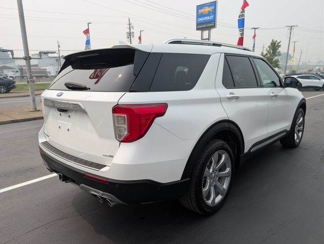 Used 2020 Ford Explorer Platinum w/ Premium Technology Package AWD/4WD image 5