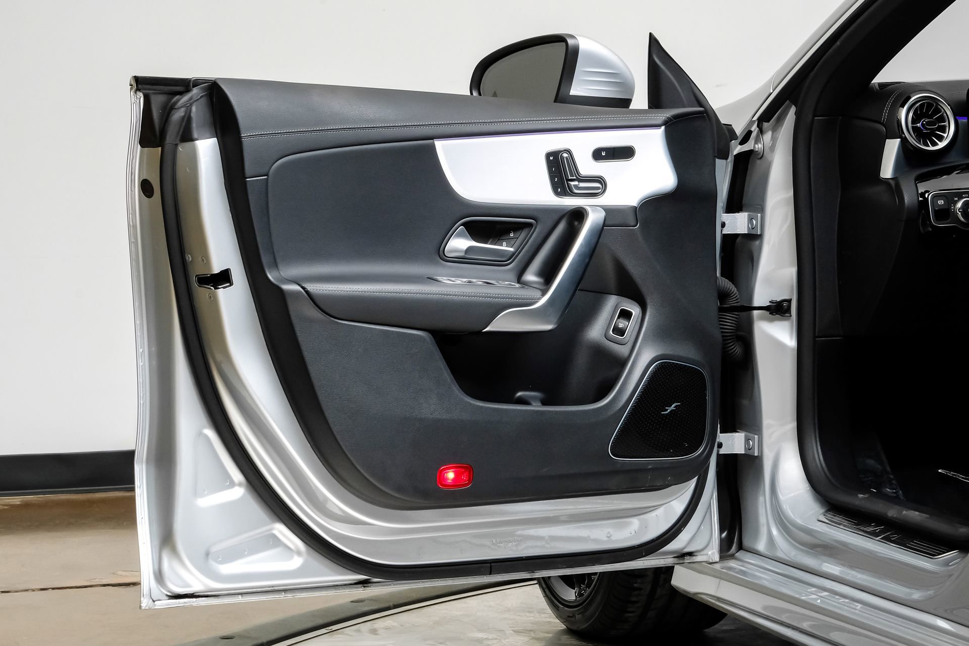 Used 2024 Mercedes-Benz CLA 45 AMG 4MATIC image 43