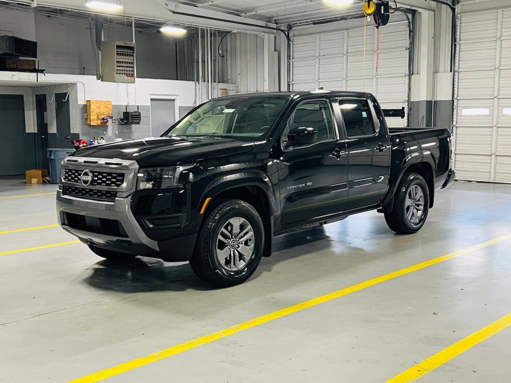 New 2027 Nissan Frontier SV RWD image 11