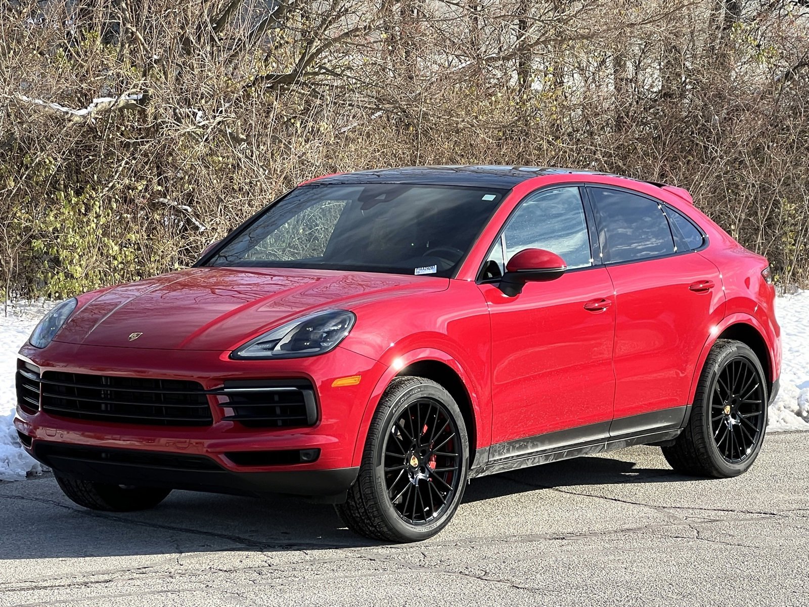 Certified 2023 Porsche Cayenne Coupe image 1
