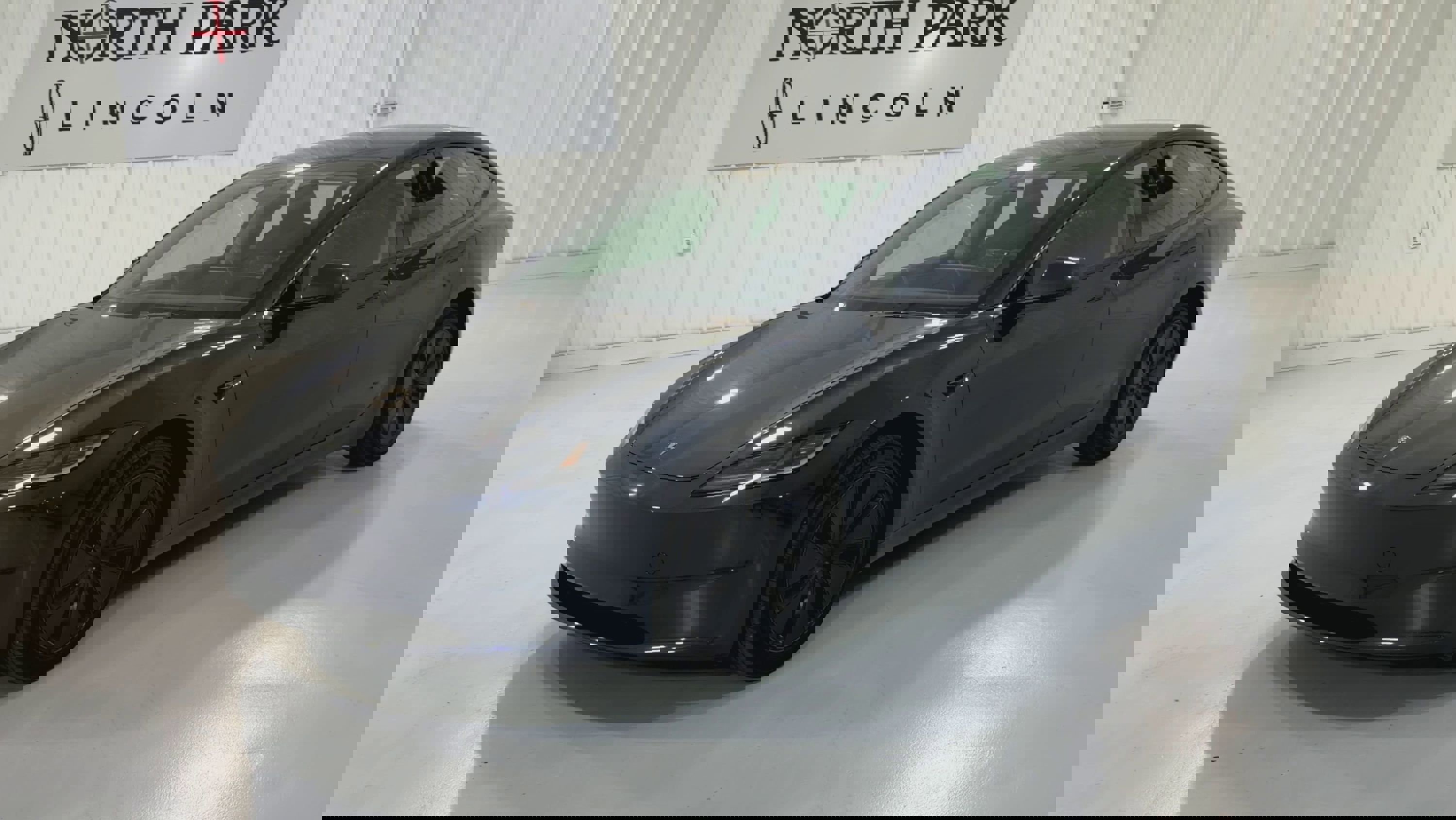 Used 2025 Tesla Model 3 Long Range image 3