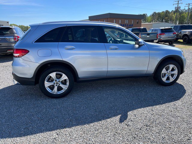 Used 2017 Mercedes-Benz GLC 300 4MATIC image 6