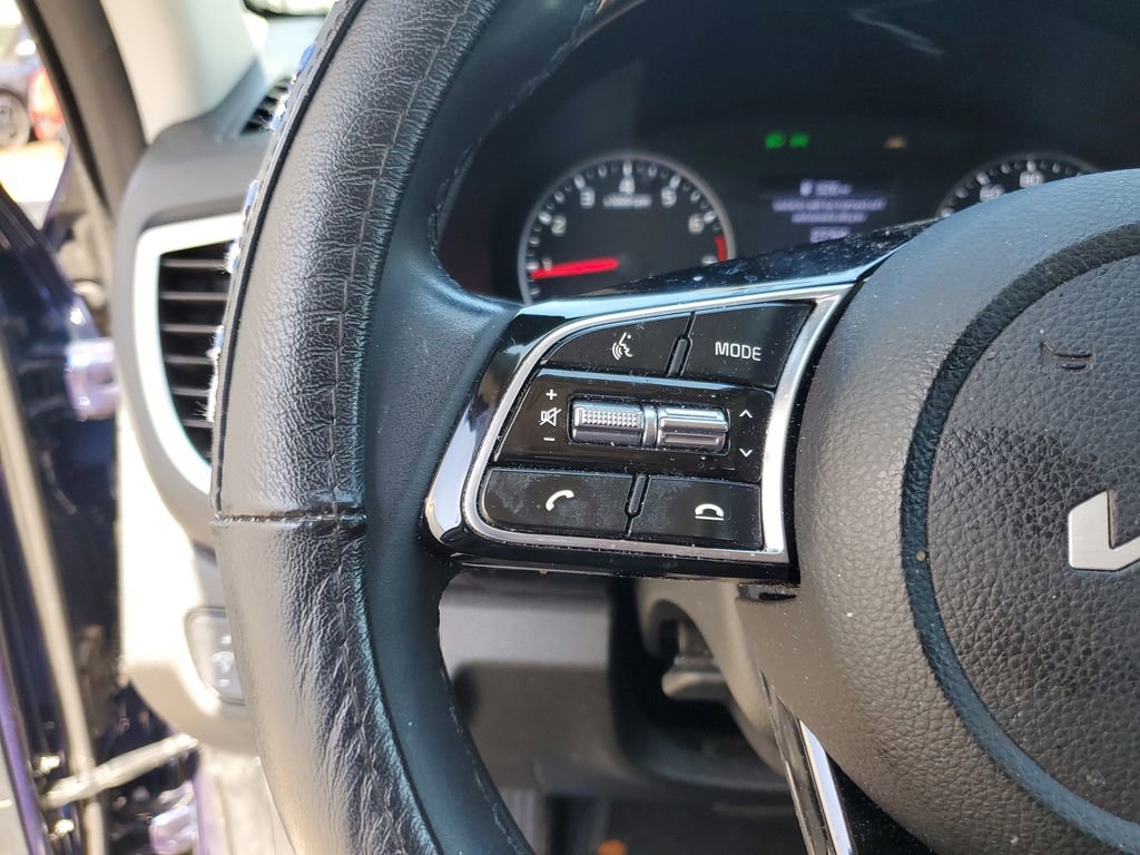 Certified 2023 Kia Seltos EX image 23