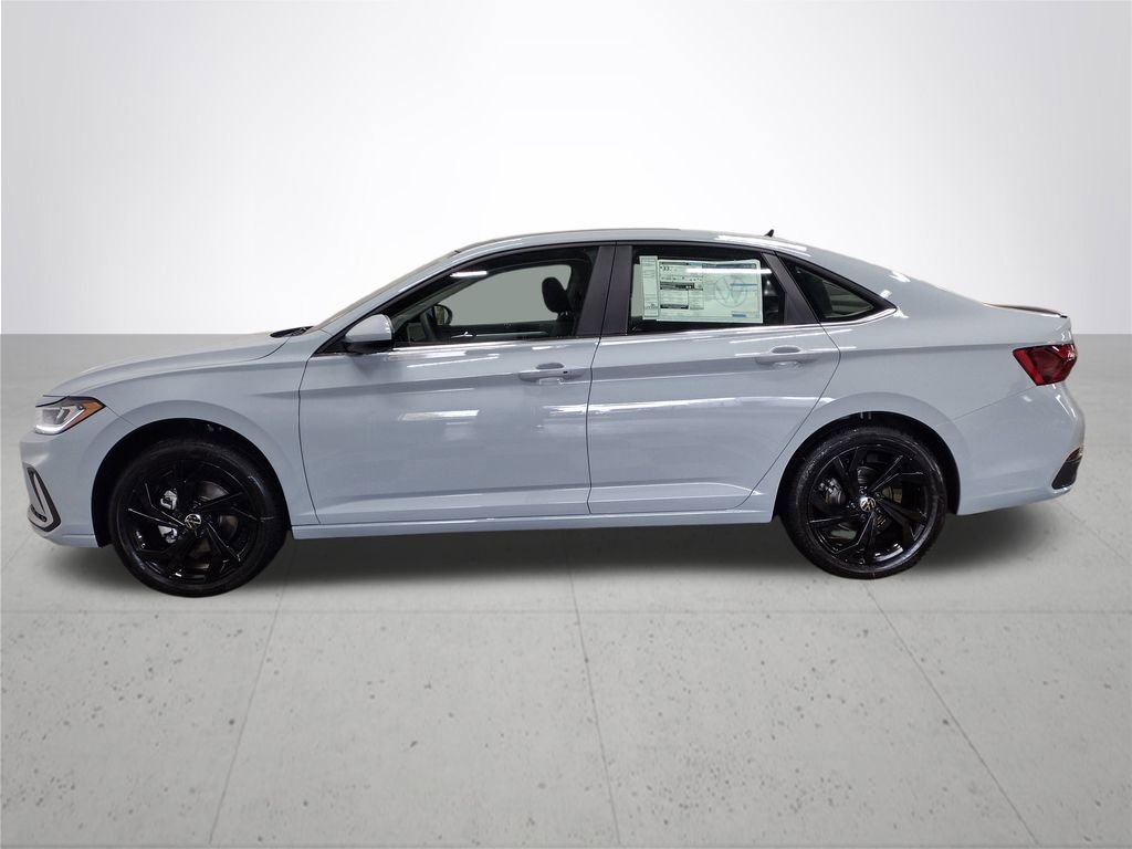 New 2026 Volkswagen Jetta SE image 9