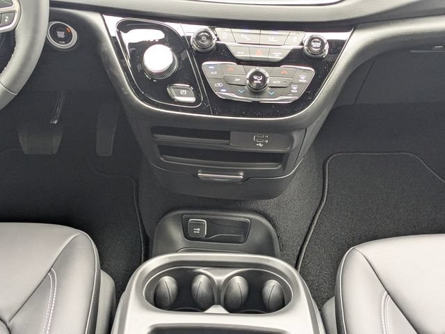 New 2026 Chrysler Voyager LX FWD image 19