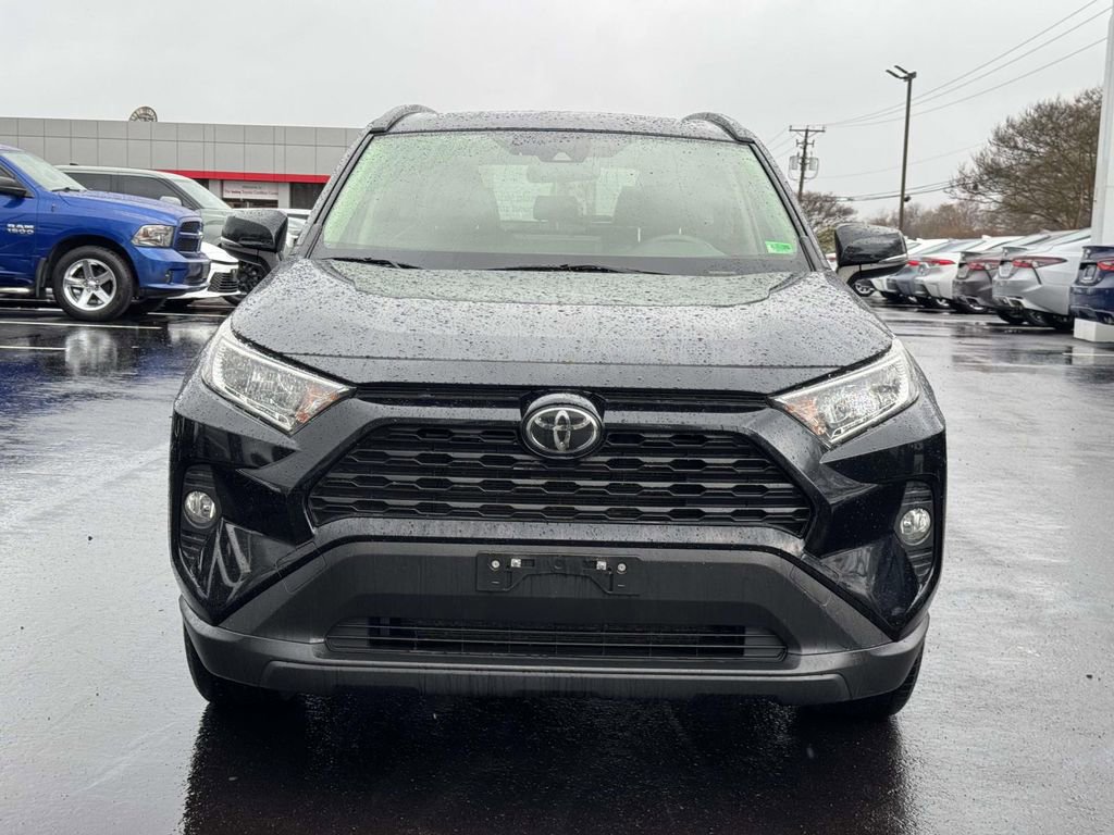 Used 2020 Toyota RAV4 XLE Premium image 26