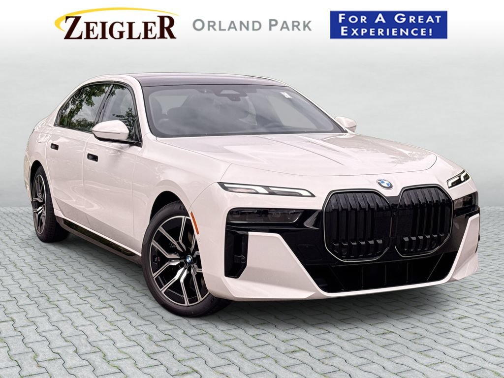 Used 2026 BMW 760i xDrive w/ Premium Package AWD/4WD image 1