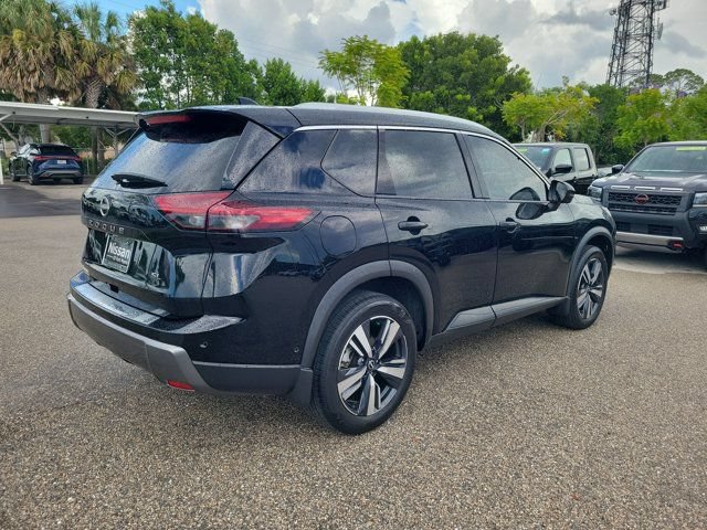 Certified 2024 Nissan Rogue SL w/ SL Premium Package FWD image 2