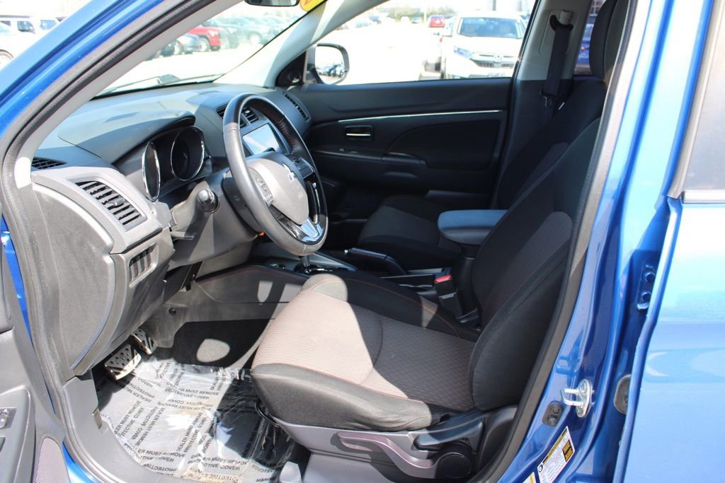 Used 2019 Mitsubishi Outlander Sport LE image 14