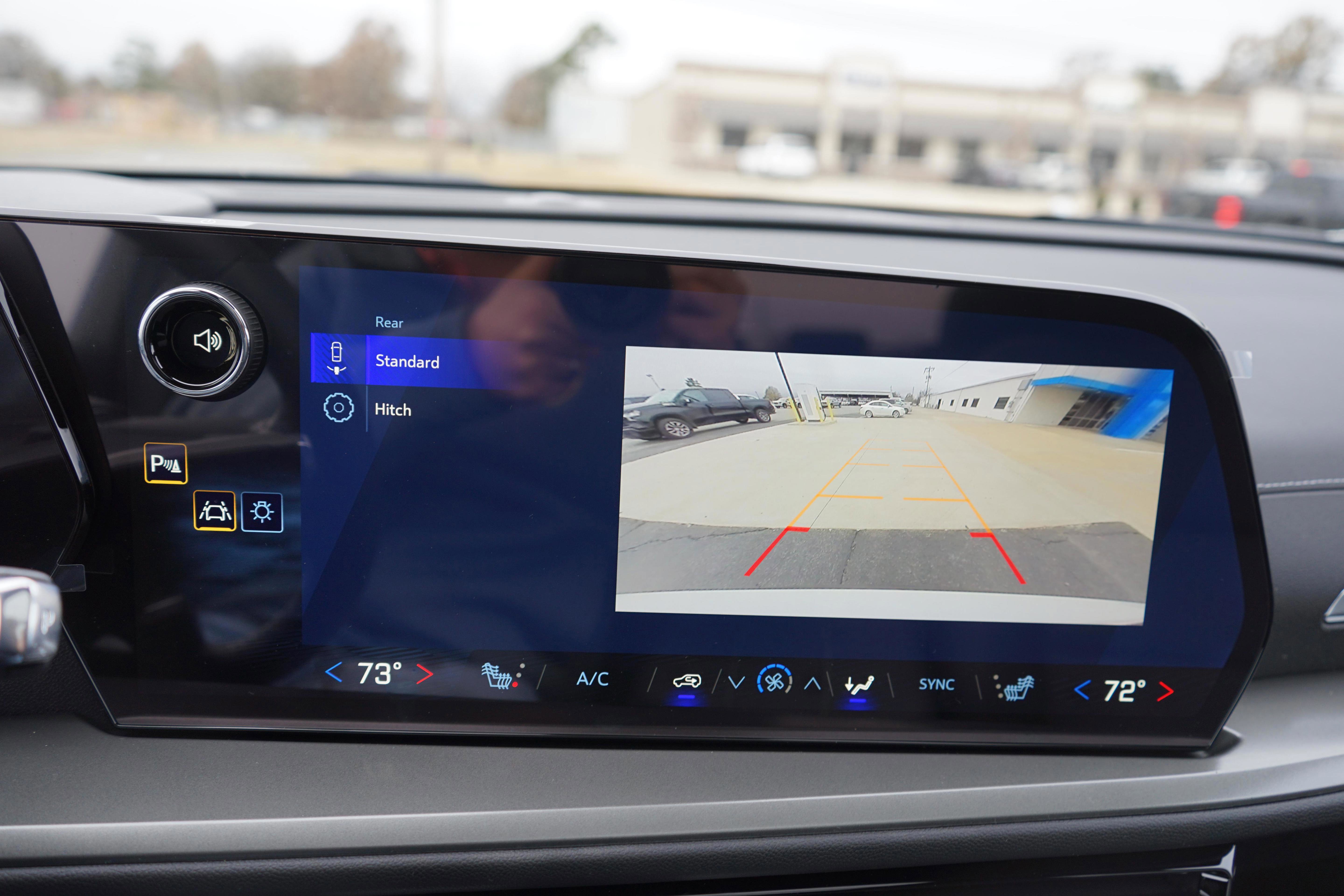 New 2026 Chevrolet Traverse LT w/ Sun and Wheel Package image 16