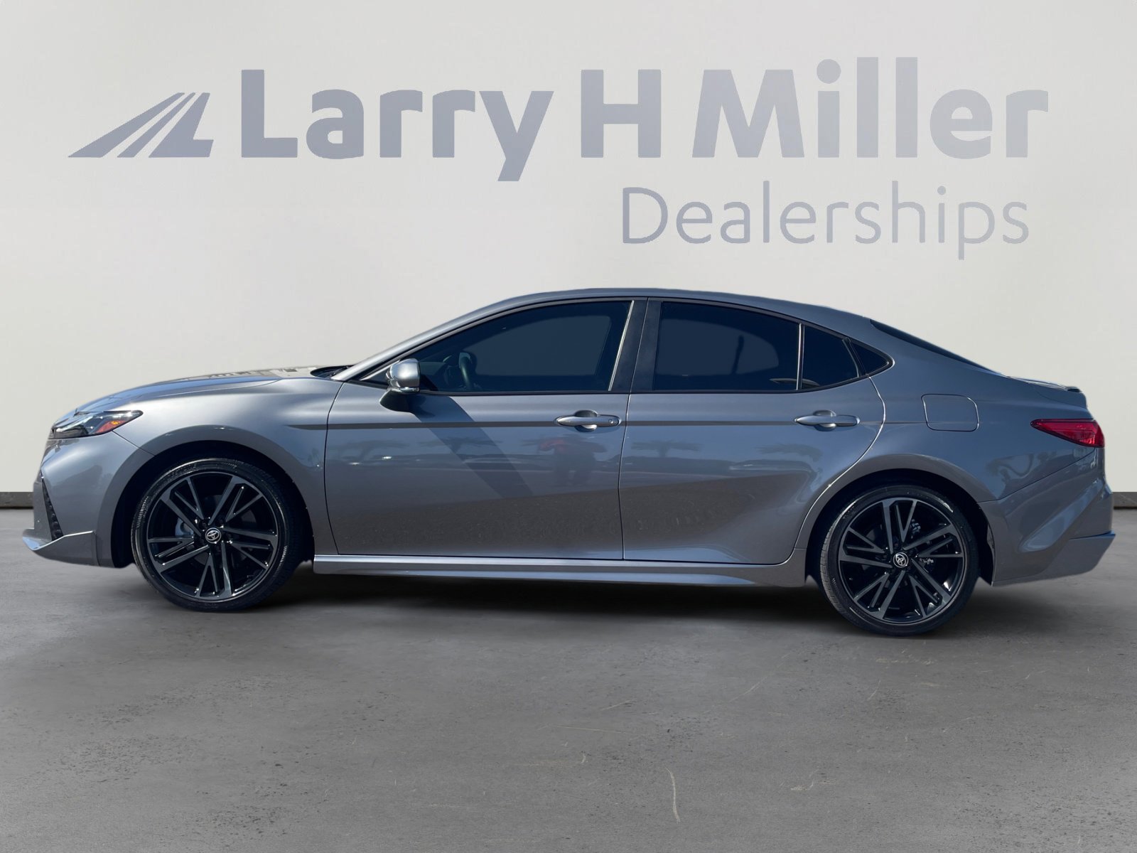 Certified 2025 Toyota Camry XSE FWD image 2