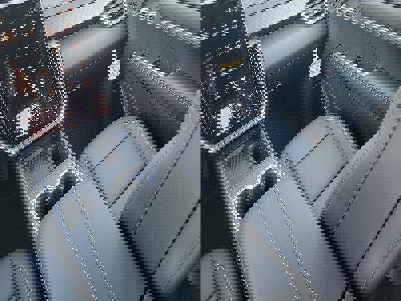 New 2026 GMC Acadia Elevation w/ Elevation Premium Package image 13