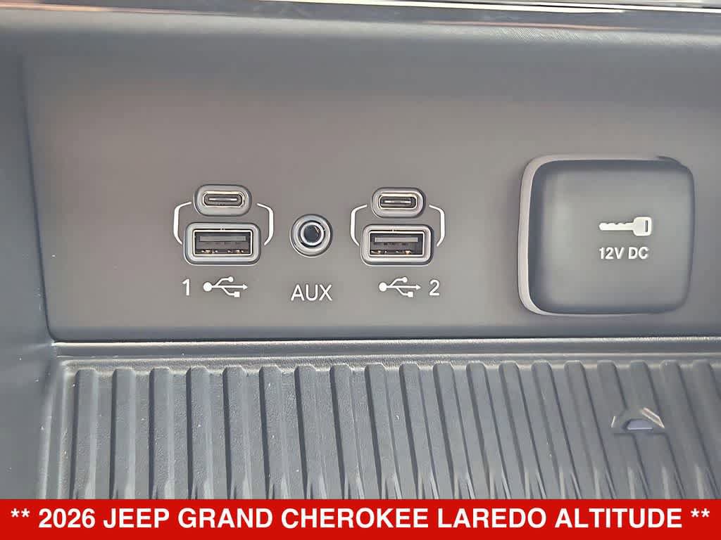 New 2026 Jeep Grand Cherokee Altitude AWD/4WD image 33