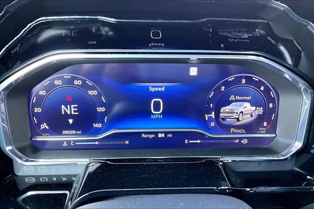 Used 2025 Chevrolet Silverado 1500 LT image 29